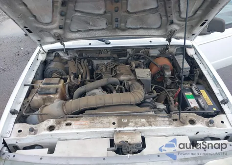 1995 Ford Ranger z USA, uszkodzony, nr VIN 1FTCR10U4SPA38823